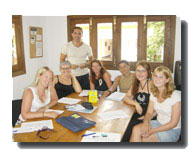 Wenn Sie nach intensiverem Unterricht suchen, um besser allt�gliches Spanisch zu sprechen, w�hlen Sie einen intensiv Spanischkurs im Nerja aus, mit viel Sprach- und Konversationsunterricht. 