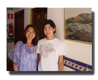 Lernen Sie Spanisch in Nerja, M�laga: im Quorum Spanisch Sprachschule arbeitet ein freundliches und offenes Lehrerteam, deren Ziel es ist, Ihnen zu helfen 